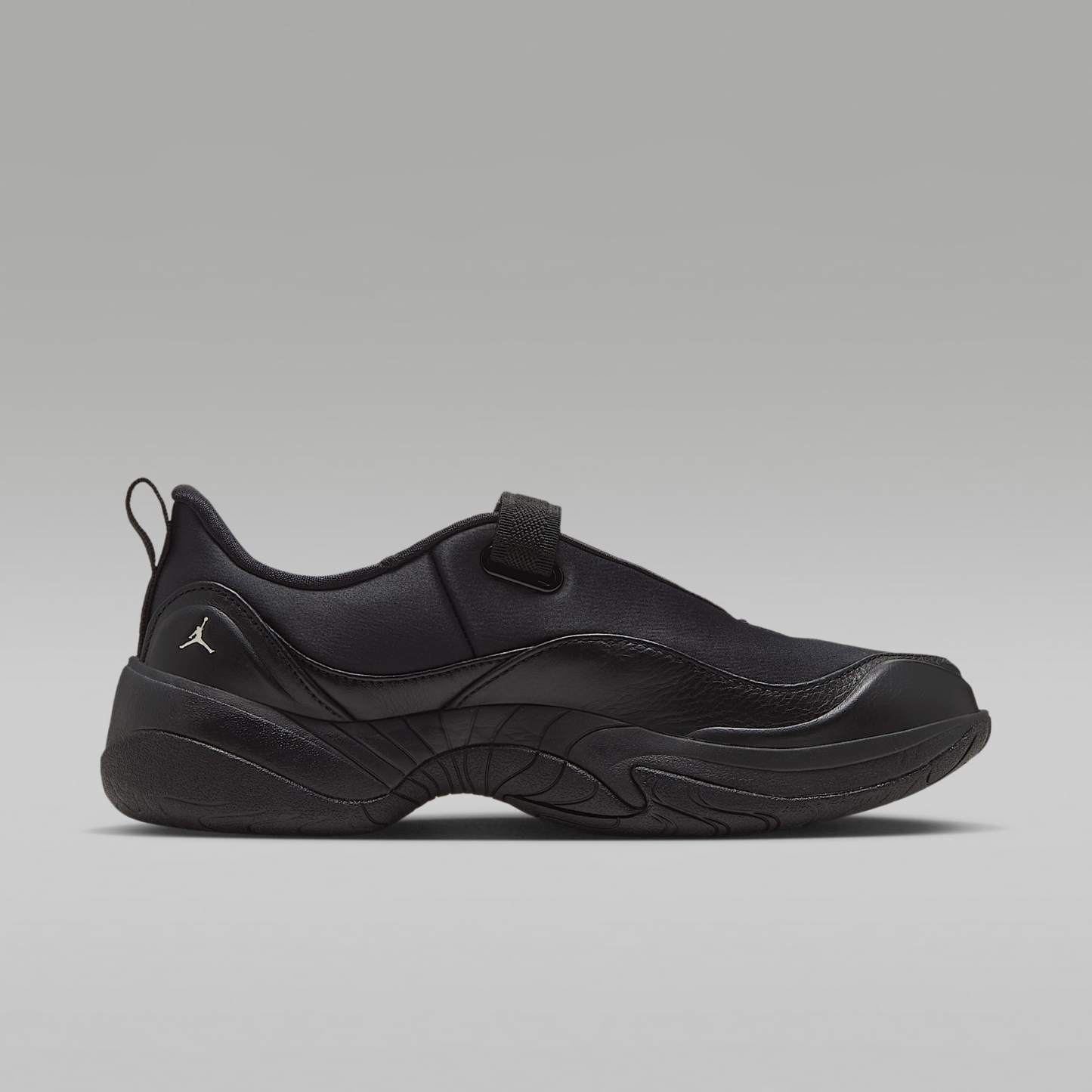 Jordan Pointe Schuh (Damen) – Schwarz/Summit White/Anthracite