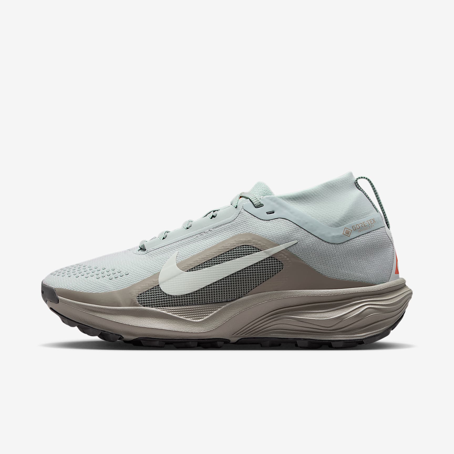 ACG Pegasus Trail GORE-TEX wasserfester Traillaufschuh (Damen) – Light Silver/Light Army/Safety Orange/Light Silver