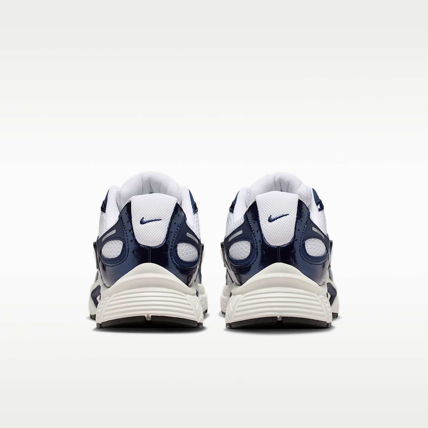 Nike V5 RNR Schuh (Herren) – Weiß/Midnight Navy/Metallic Silver/Weiß