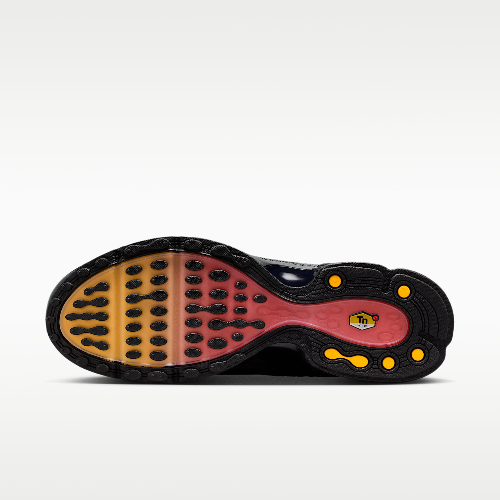 Nike Air Max Plus VII Schuh (Herren) – Schwarz/Medium Ash/Bright Crimson/Dark Copper
