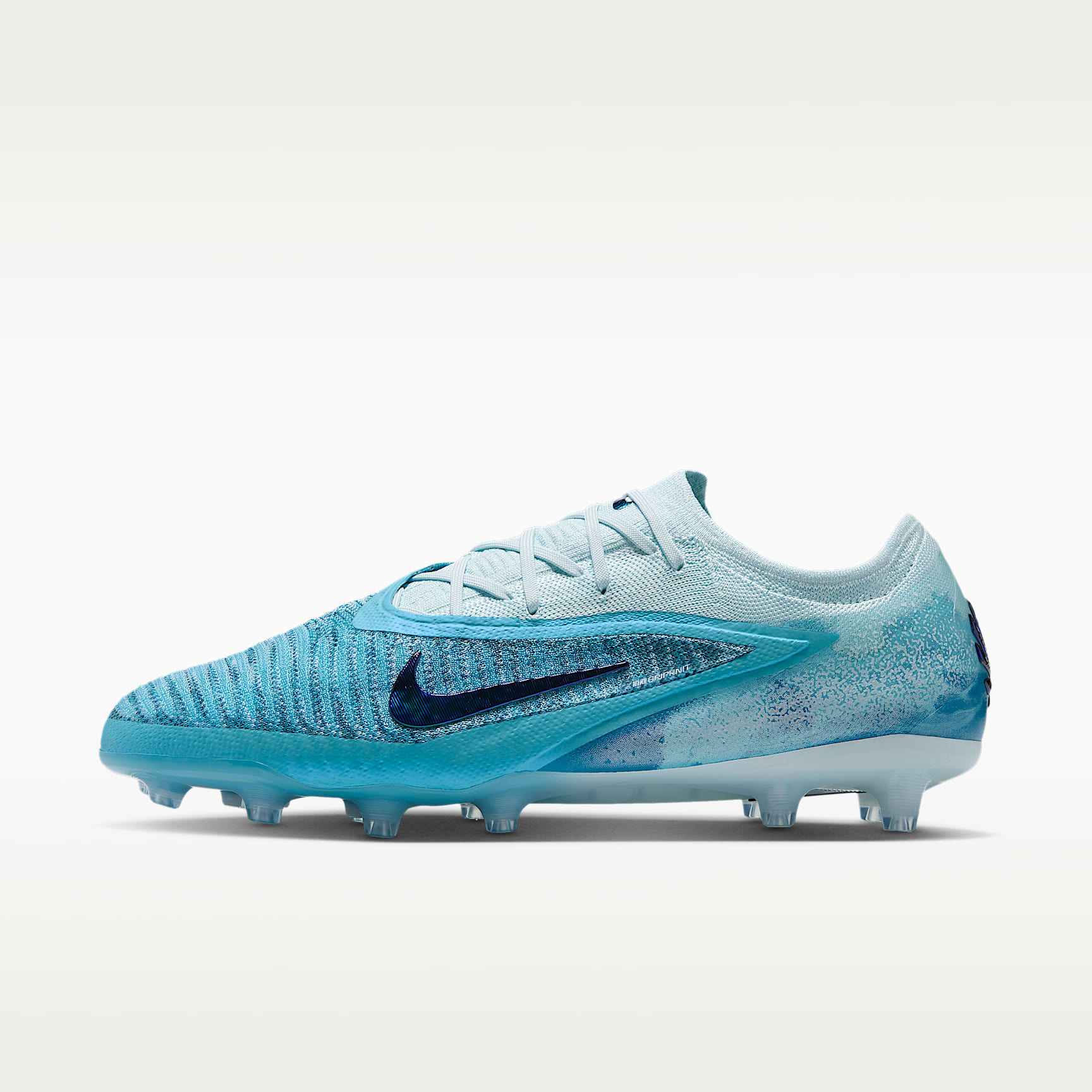 Nike Phantom 6 Low Elite "Erling Haaland" Fußballschuh für Kunstrasen – Baltic Blue/Glacier Blue/Blue Eclipse