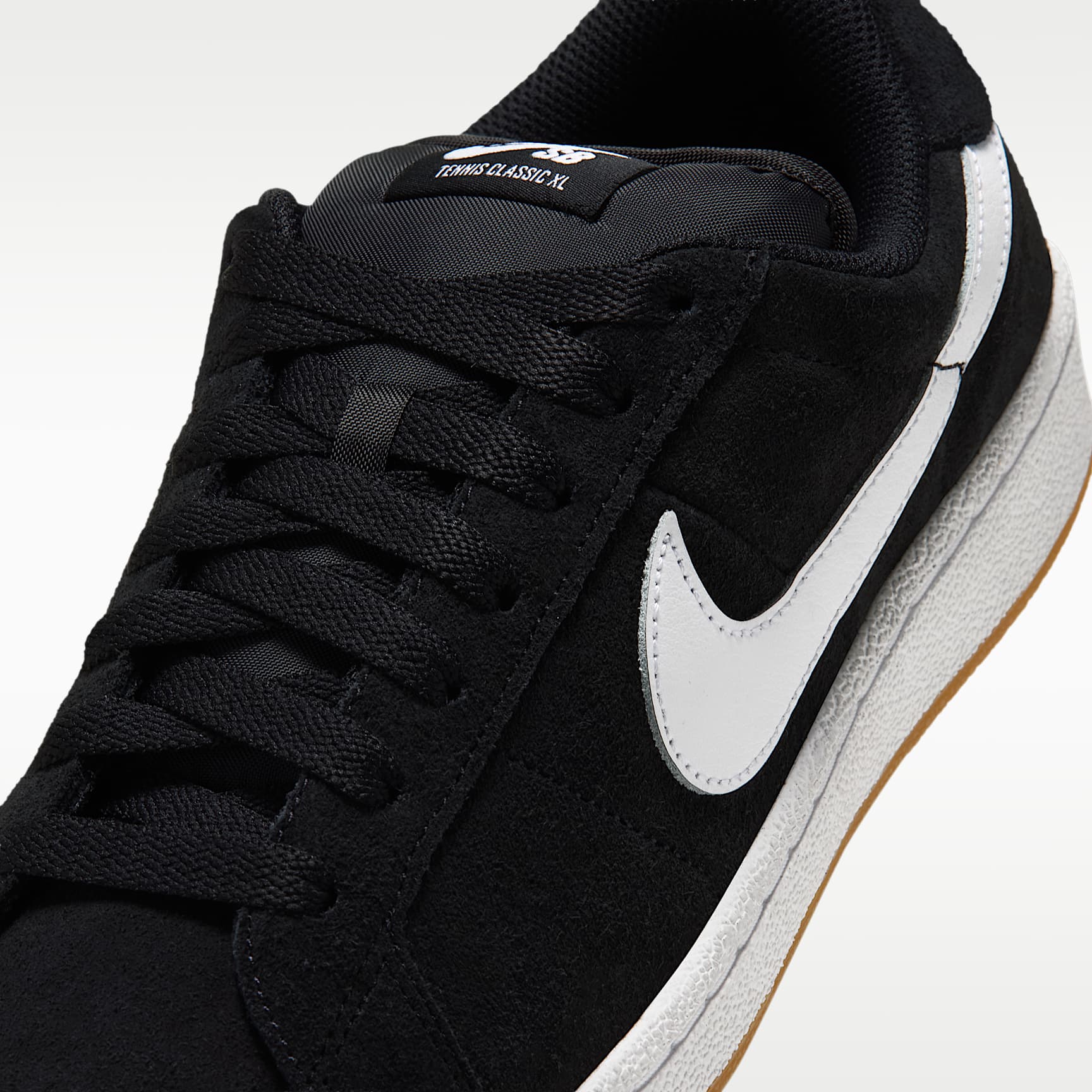 Nike SB Zoom Tennis Classic XL Skateboardschuh – Schwarz/Gum Light Brown/Weiß
