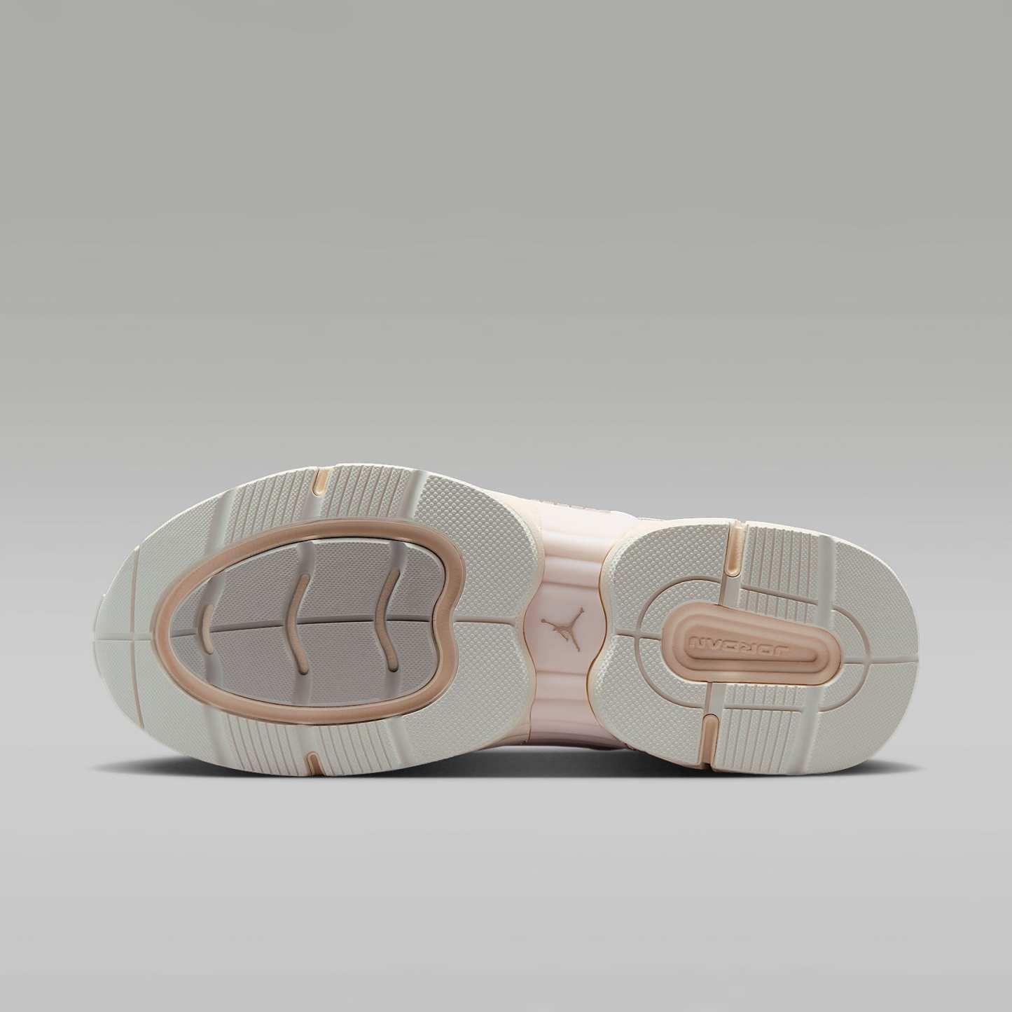 Jordan Trunner O/S Schuhe (Herren) – Light Iron Ore/Smoke Grey/Chalk/Legend Medium Brown