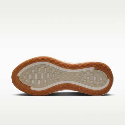 Nike Vomero Plus Straßenlaufschuh (Herren) – Sail/Coconut Milk/Light Khaki/Metallic Silver