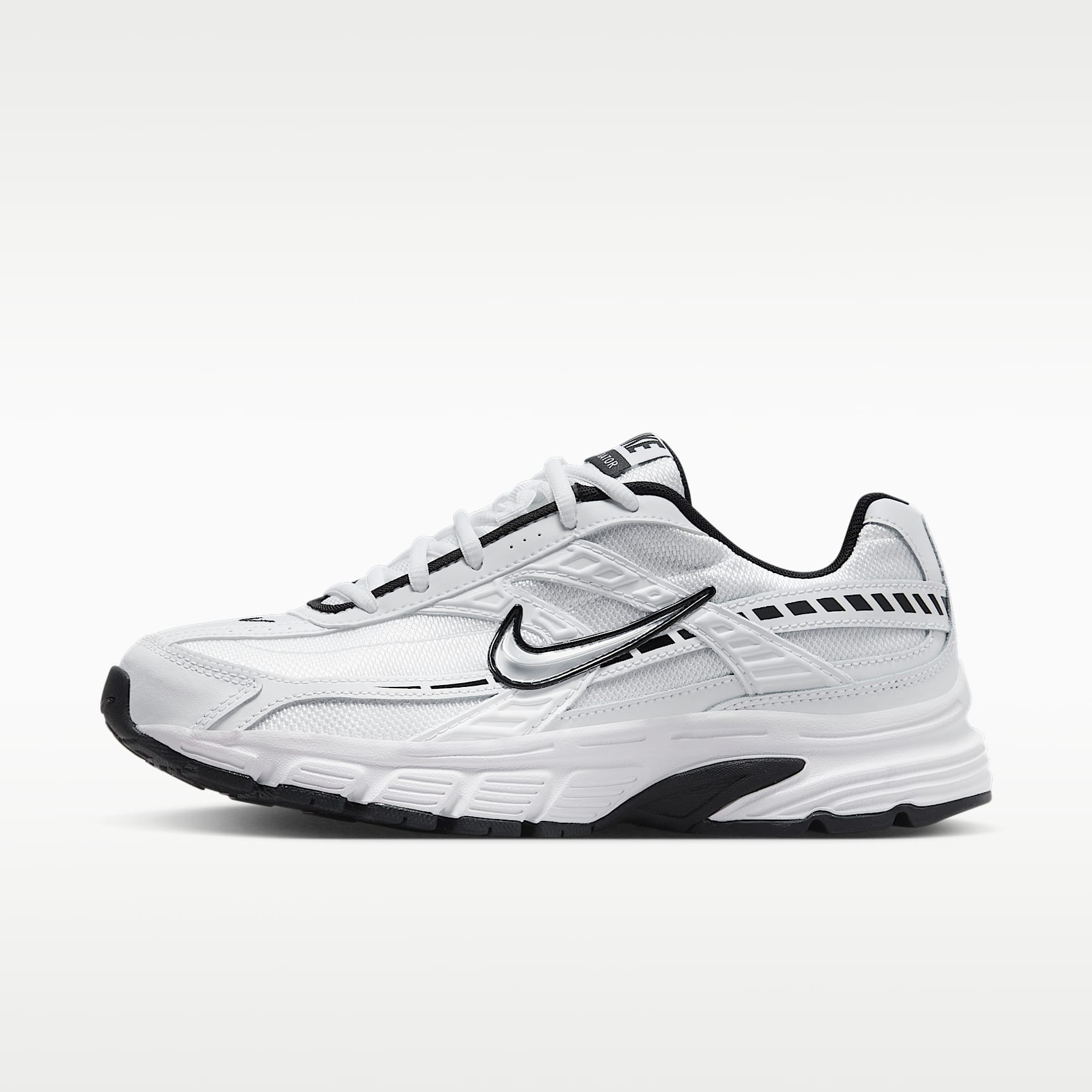 Nike Initiator Damenschuh – Weiß/Weiß/Schwarz/Metallic Silver