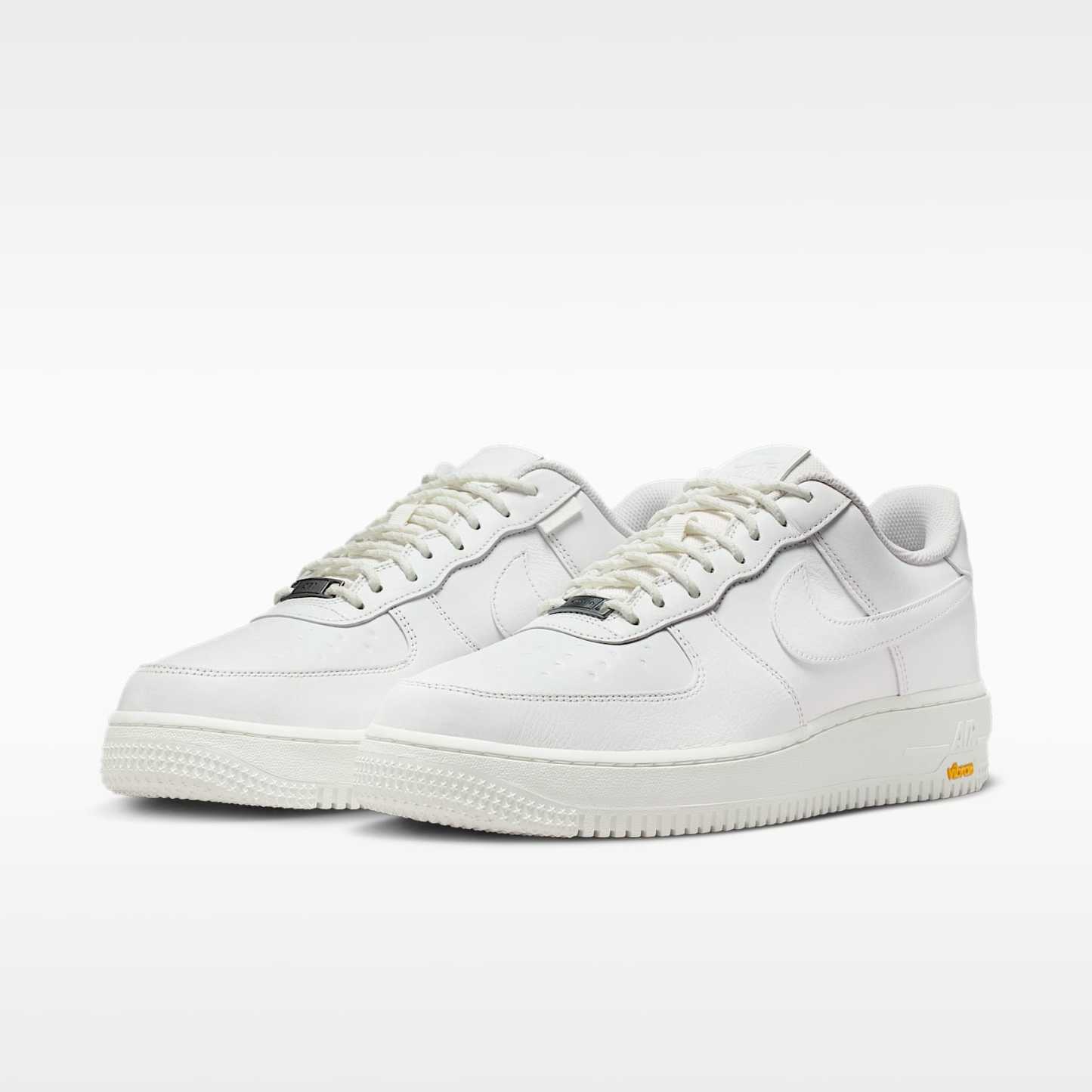 Air Force 1 GORE-TEX Vibram Schuh (Herren) – Summit White/Off White/Speed Yellow/Summit White