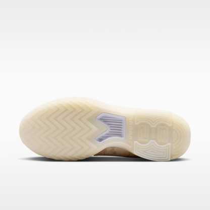 LeBron Witness 9 Basketballschuh – Pale Ivory/Sail/Light Orewood Brown/Weiß