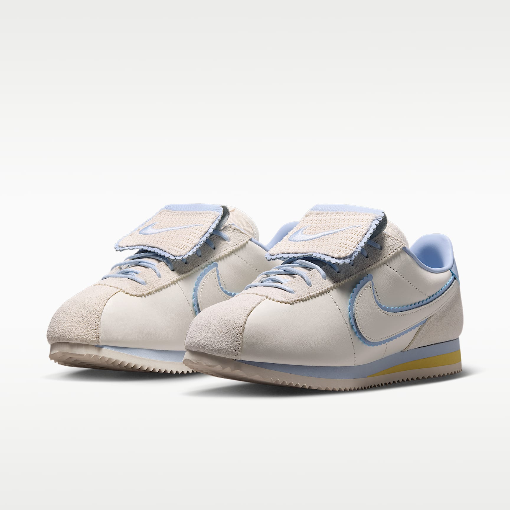 Nike Cortez Schuh (Damen) – Sail/Soft Yellow/Hydrogen Blue/Sail