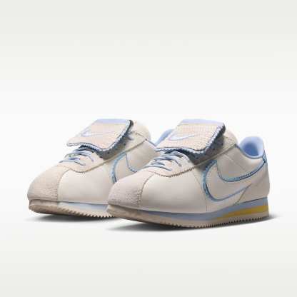 Nike Cortez Schuh (Damen) – Sail/Soft Yellow/Hydrogen Blue/Sail