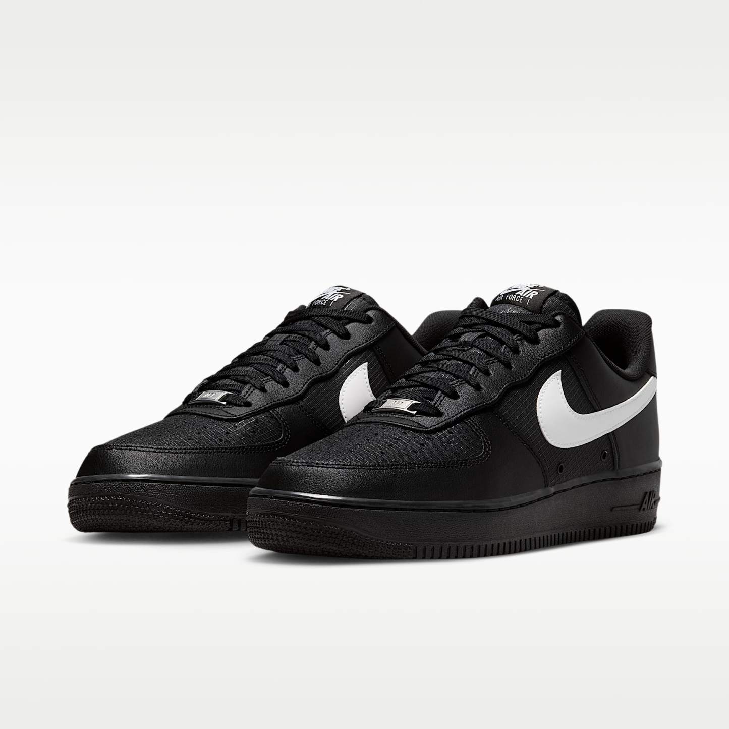 Nike Air Force 1 '07 LV8 Schuh (Herren) – Schwarz/Schwarz/Weiß