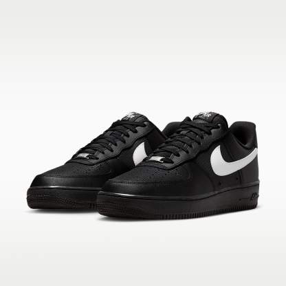 Nike Air Force 1 '07 LV8 Schuh (Herren) – Schwarz/Schwarz/Weiß