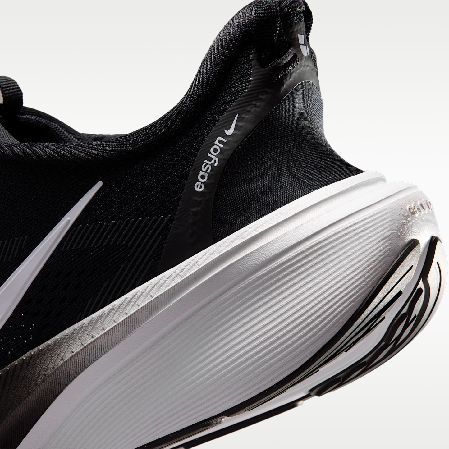 Nike Pegasus 42 EasyOn Straßenlaufschuh (Herren) – Schwarz/Dark Smoke Grey/Weiß