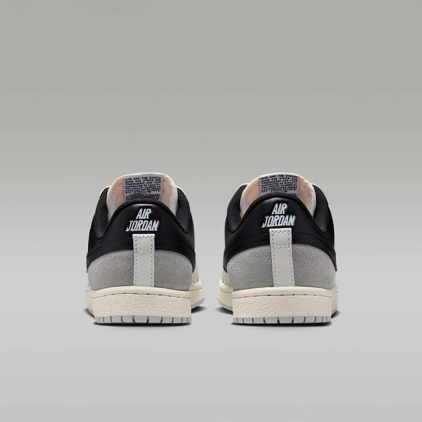 Air Jordan Skyline Low Damenschuh – Summit White/Light Smoke Grey/Sail/Schwarz