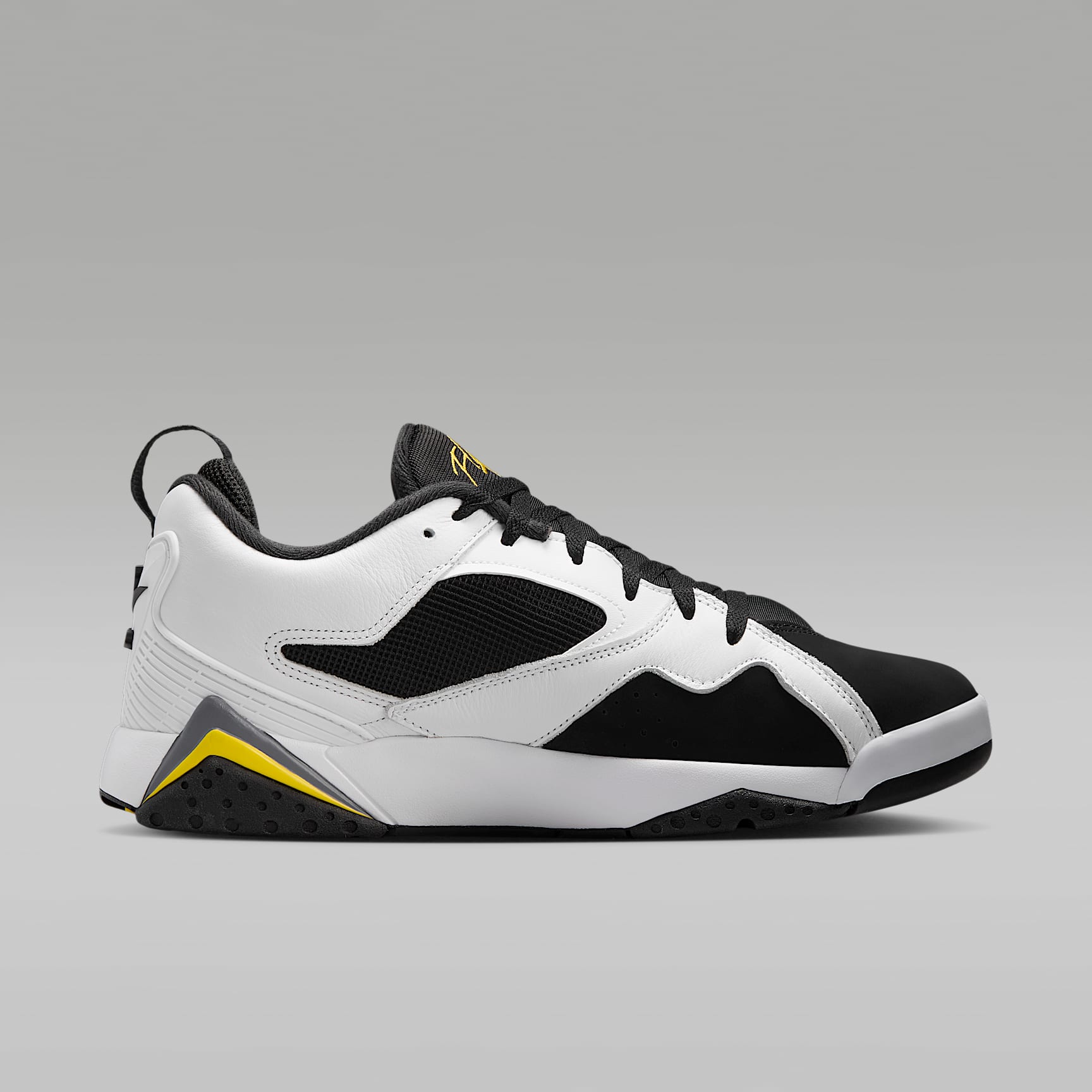 Air Jordan MVP 92 Schuh (Herren) – Weiß/Schwarz/Dark Blue Grey/Tour Yellow