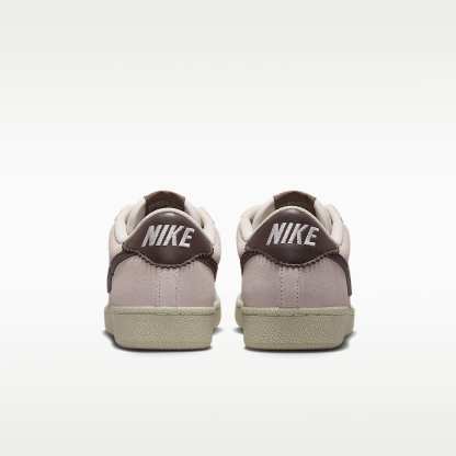 Nike Tennis Classic Damenschuh – Phantom/Light Khaki/Ironstone