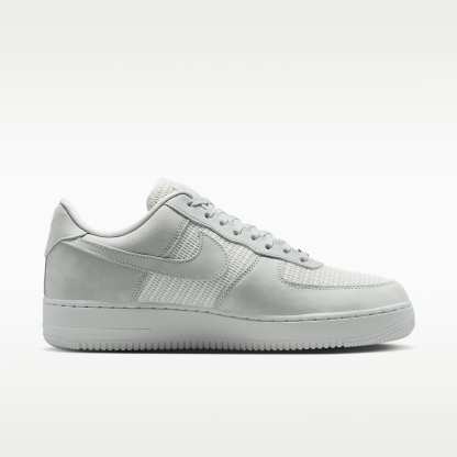 Nike Air Force 1 '07 LV8 Schuh (Herren) – Off White/Summit White/Off White