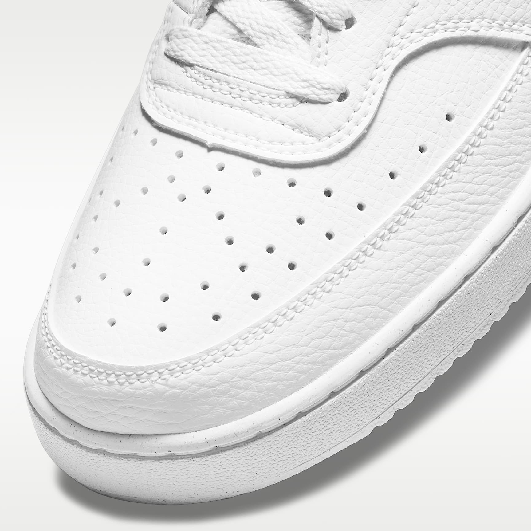 Nike Court Vision Low Next Nature Herrenschuh – Weiß/Weiß/Schwarz