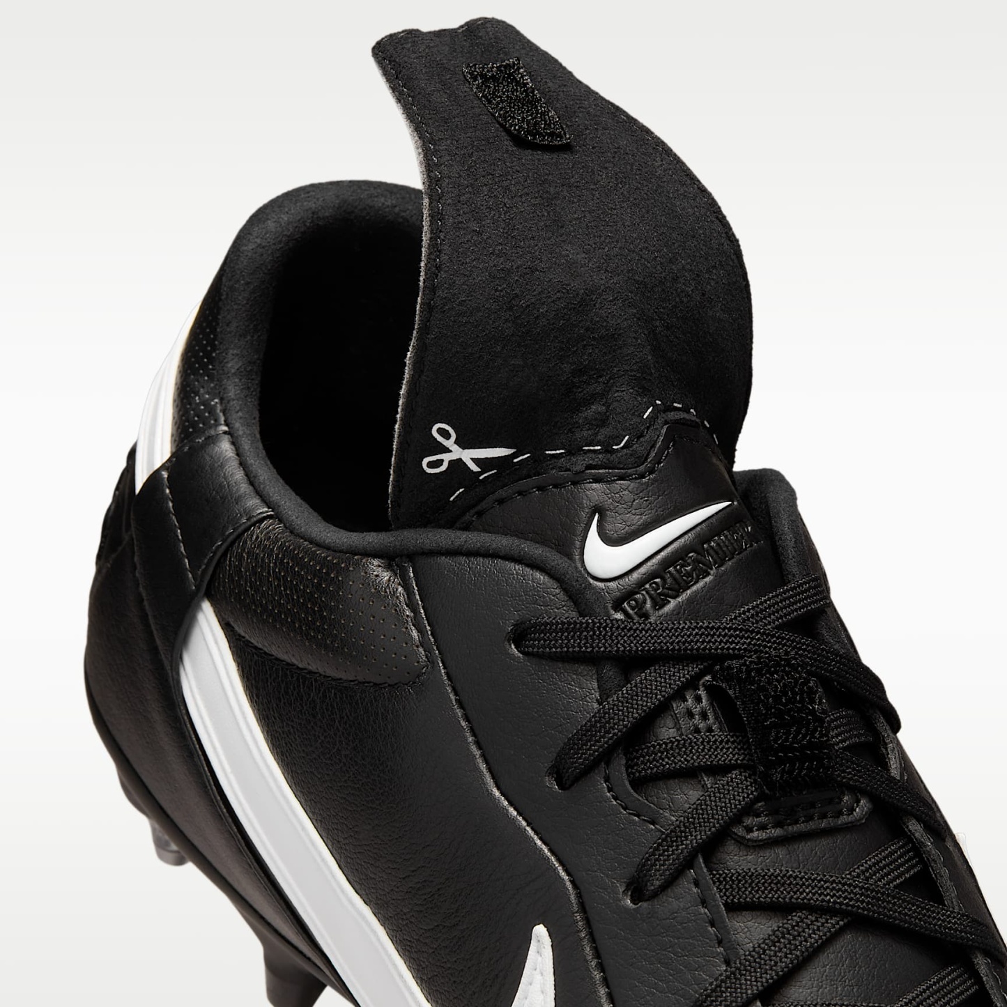 Nike Premier 3 SG-Pro Low-Top-Fußballschuh – Schwarz/Weiß