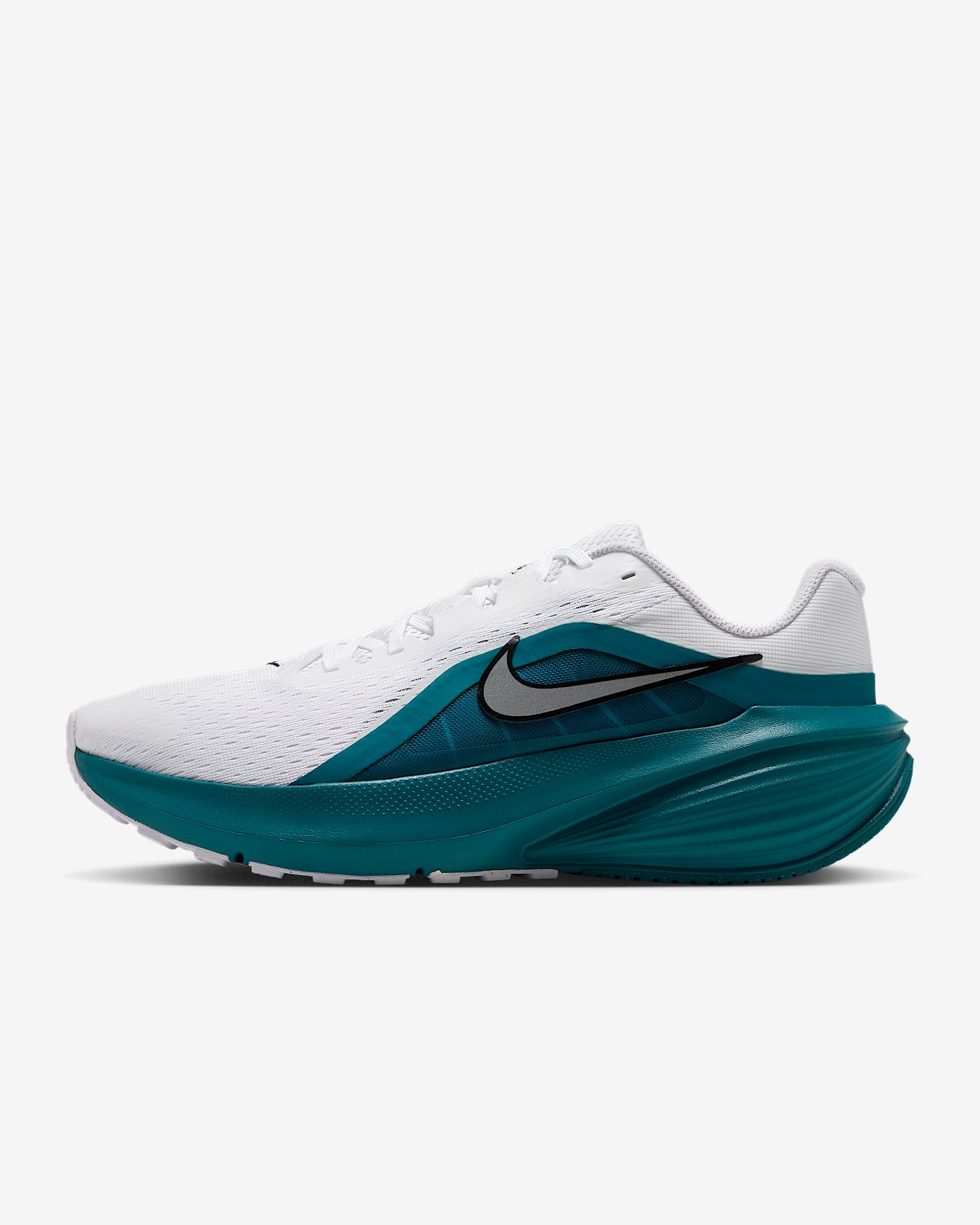 Nike Downshifter 14 Straßenlaufschuh (Herren) – Weiß/Bright Spruce/Schwarz/Metallic Silver