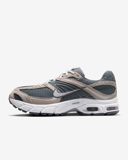 Nike Air Max Moto 2K Schuh (Herren) – Cool Grey/Photon Dust/Wolf Grey/Weiß