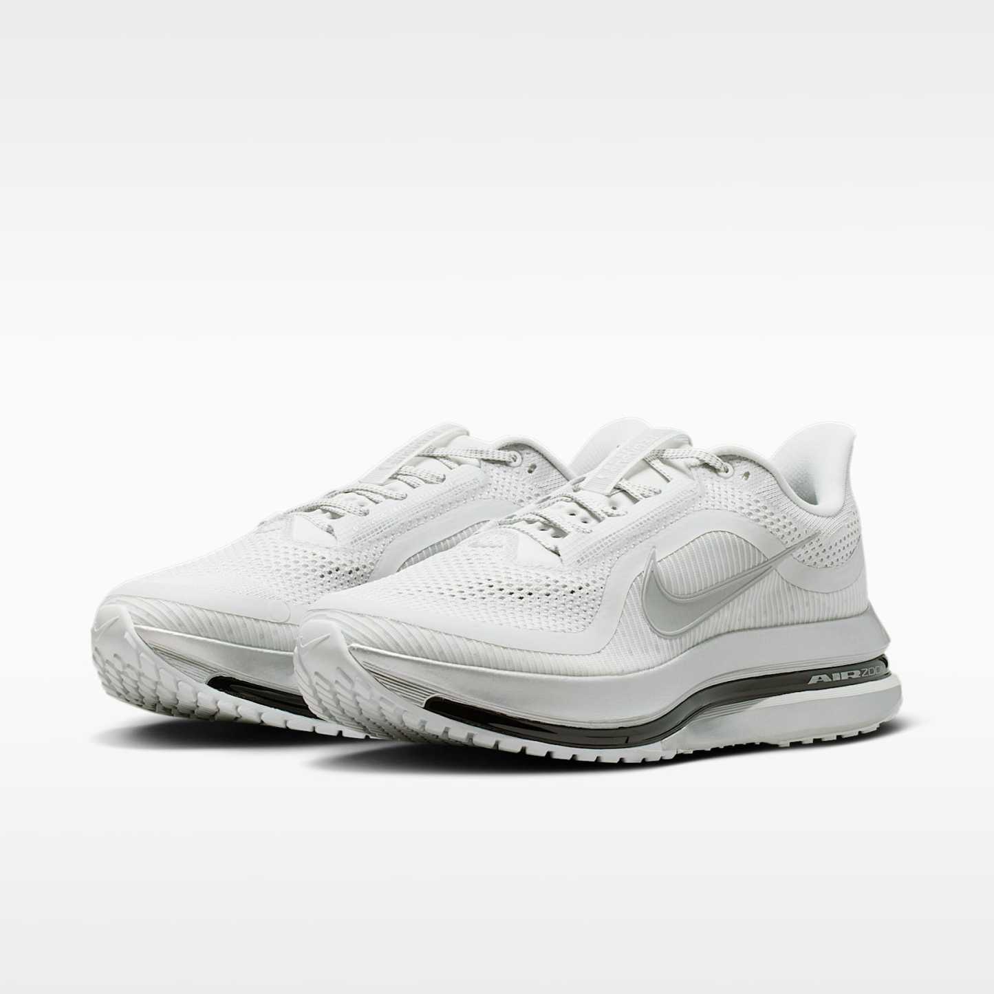 Nike Pegasus Premium Straßenlaufschuh (Herren) – Photon Dust/Schwarz/Metallic Silver