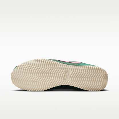 Nike Cortez Damenschuh – Fir/Sail/Pinksicle