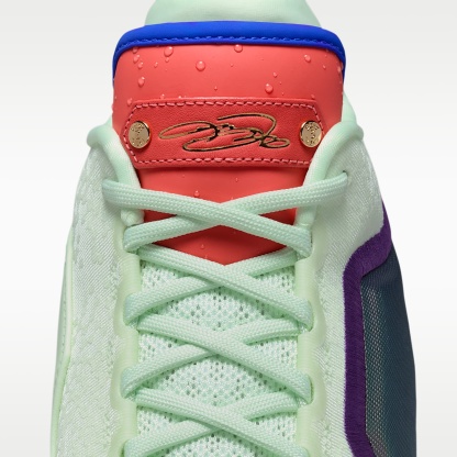 LeBron XXIII "Green With Envy" Basketballschuh – Volt Tint/Schwarz/Magic Ember/Multi-Color