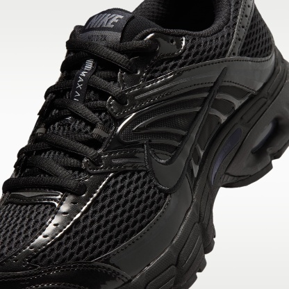 Nike Air Max Moto 2K Schuh mit reflektierenden Akzenten (Damen) – Schwarz/Iron Grey/Metallic Silver/Schwarz