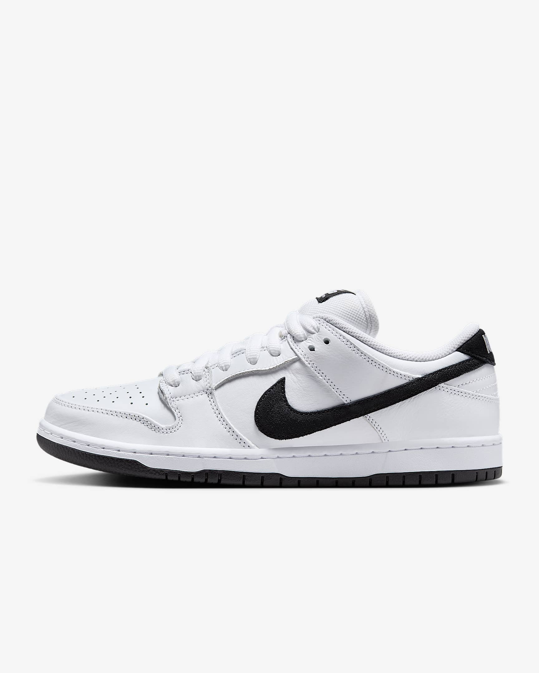 Nike SB Dunk Low Pro Skateboardschuh – Weiß/Weiß/Schwarz/Schwarz