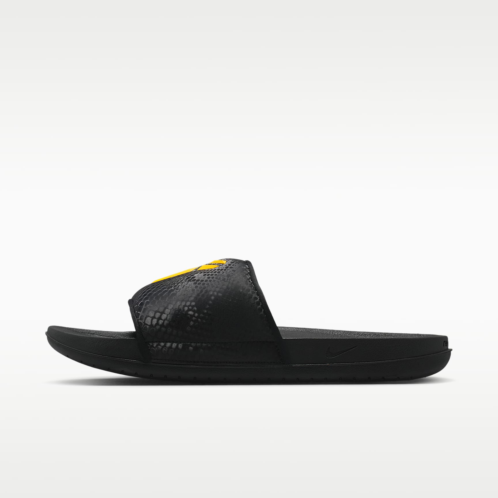 Kobe Offcourt Herren-Slides – Schwarz/University Gold