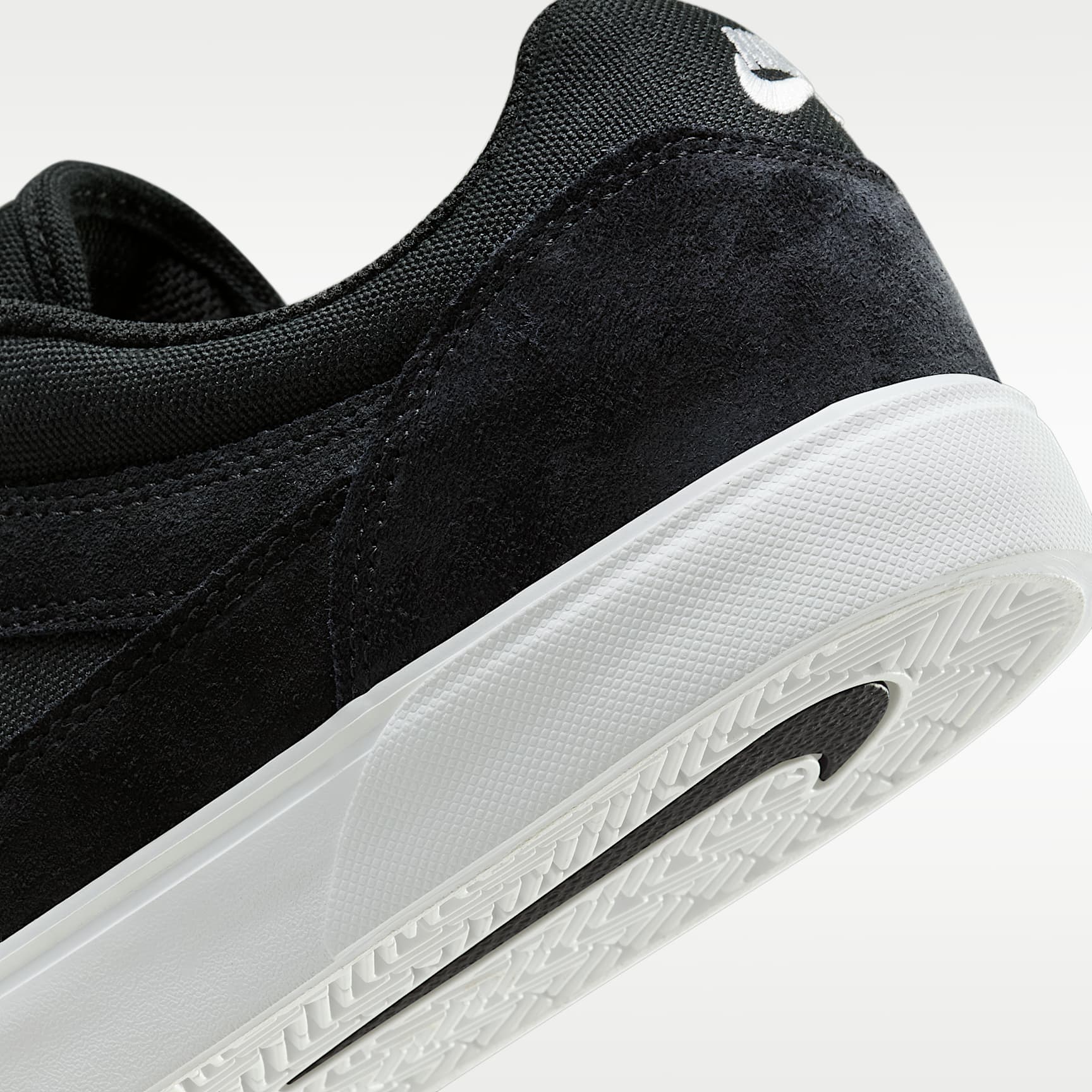 Nike SB Malor Skateboardschuh – Schwarz/Schwarz/Weiß/Weiß