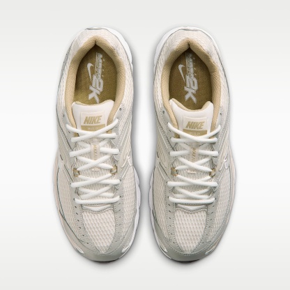 Nike Air Max Moto 2K Schuh (Herren) – Light Orewood Brown/Phantom/Sanddrift/Summit White