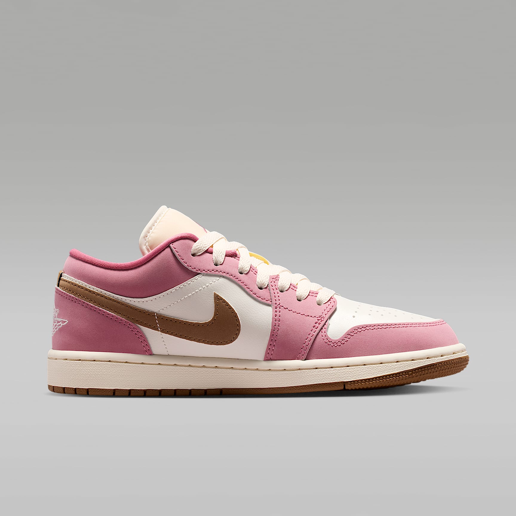 Air Jordan 1 Low Damenschuh – Desert Berry/Light British Tan/Chalk/Sail