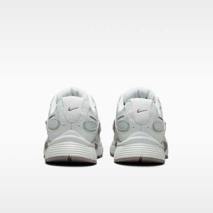 Nike V5 RNR Schuh (Herren) – Light Silver/Jade Horizon/Canyon Grey/Metallic Silver