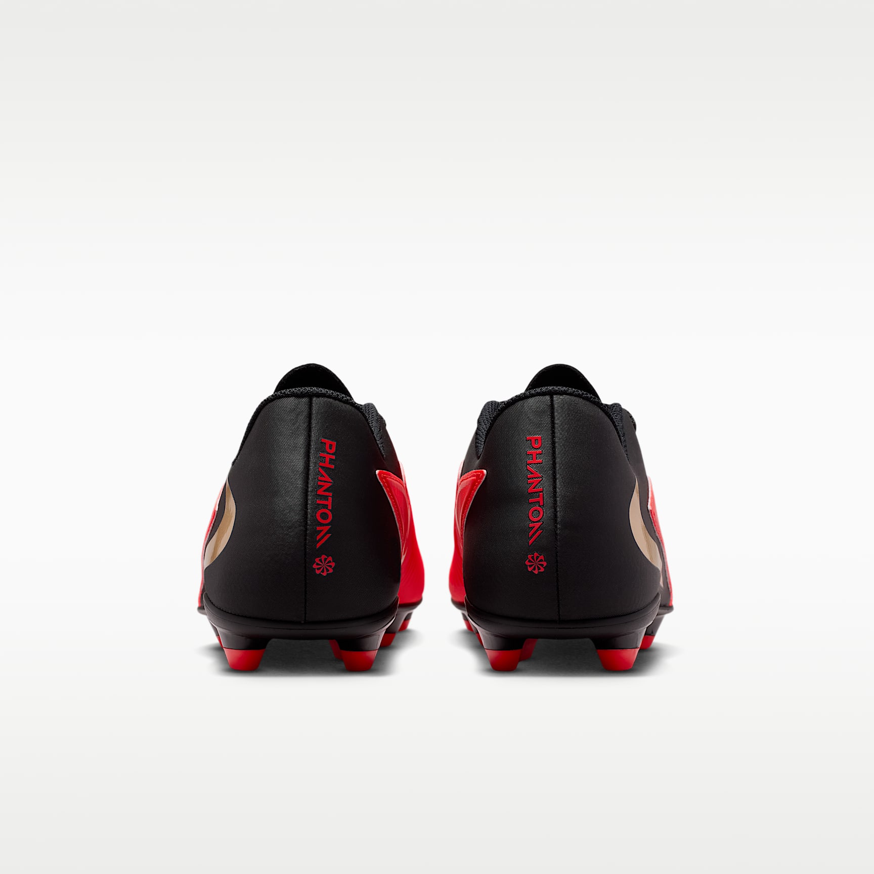 Nike Phantom 6 Low Club Fußballschuh für verschiedene Böden – Bright Crimson/Schwarz/Blur