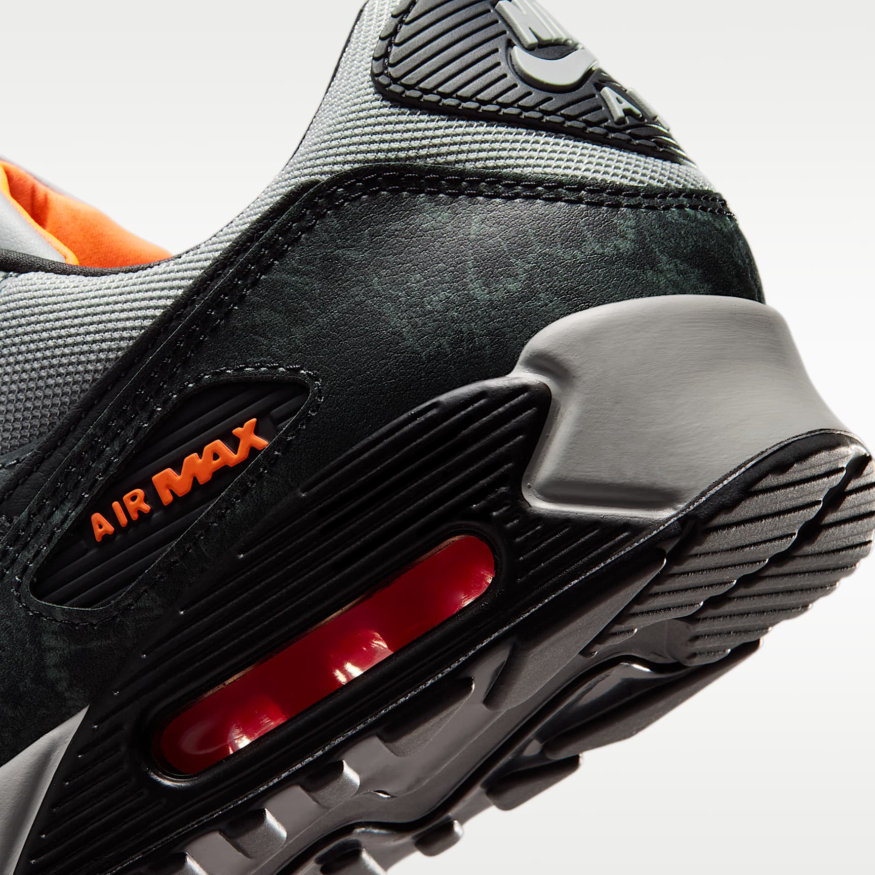 Nike Air Max 90 Premium Schuh (Herren) – Multi-Color/Multi-Color/Hyper Crimson/Schwarz