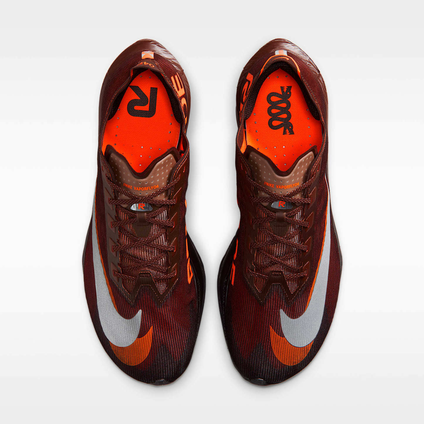 Nike Vaporfly 4 x Renegade Straßenlaufschuh für Wettkämpfe (Herren) – Brown Basalt/Bronze Eclipse/Burgundy Ash/Hyper Crimson