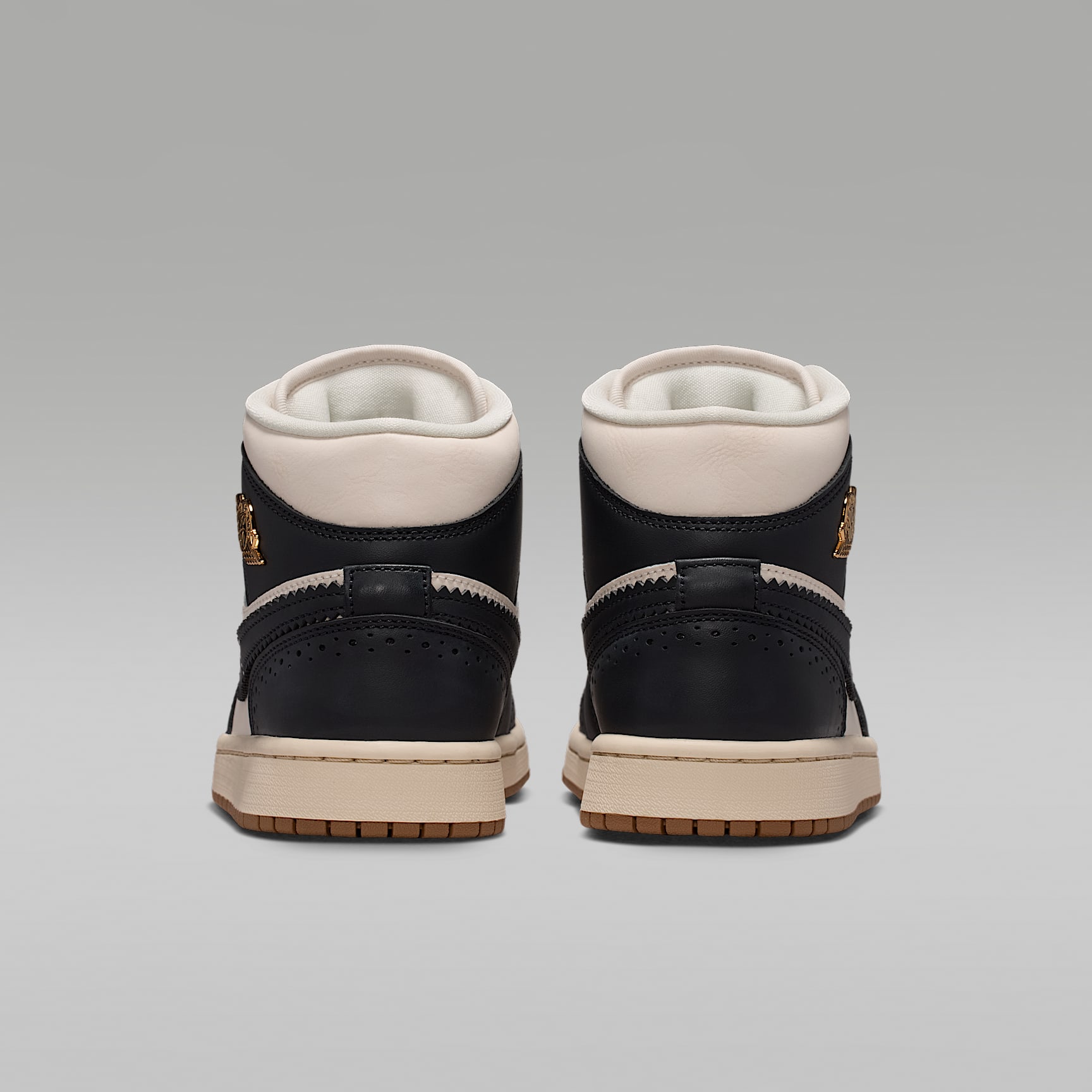 Air Jordan 1 Mid SE Schuh (Damen) – Off Noir/Chalk/Pearl White/Chalk