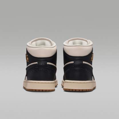 Air Jordan 1 Mid SE Schuh (Damen) – Off Noir/Chalk/Pearl White/Chalk