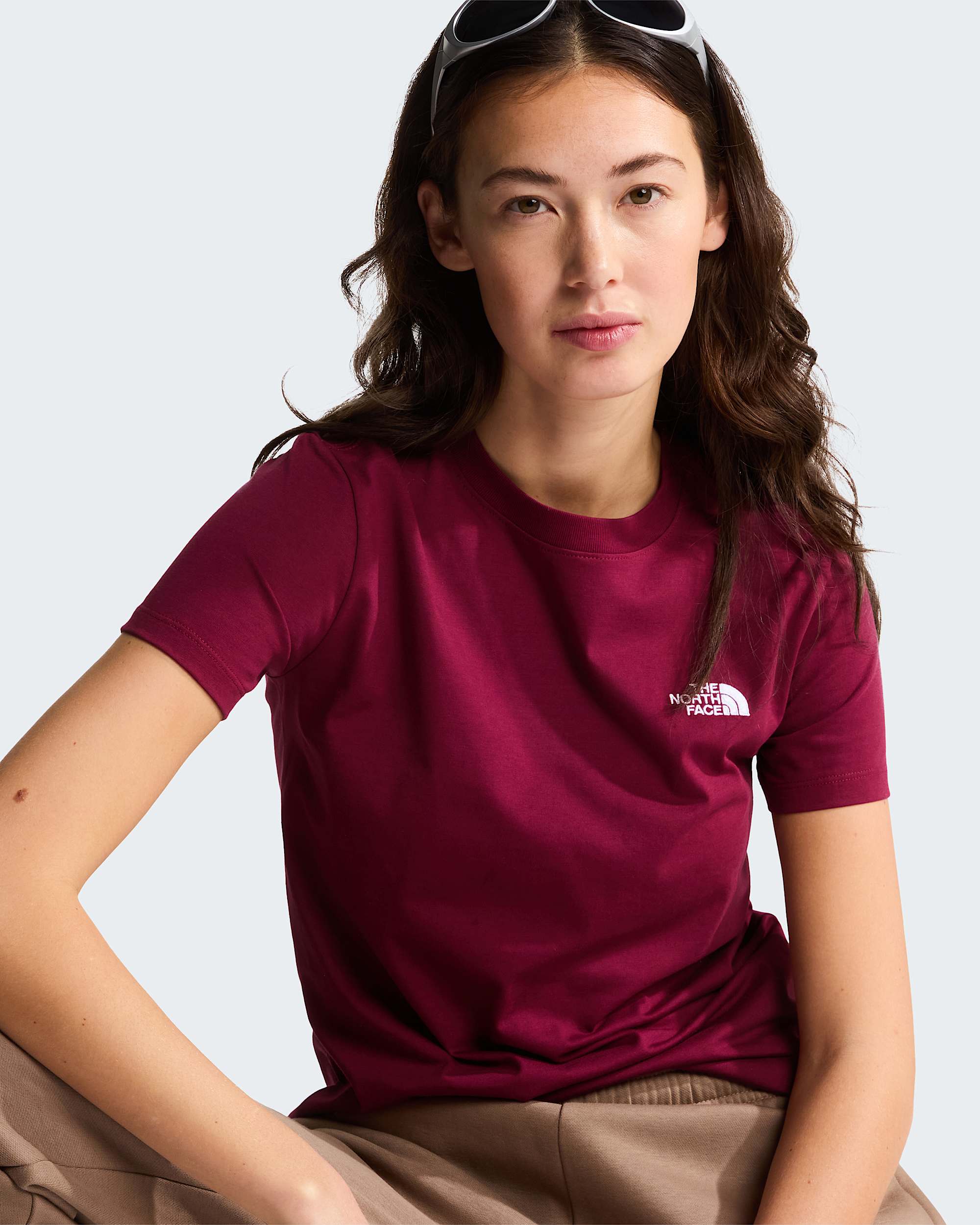 Evolution Simple Dome schmal geschnittenes T-Shirt für Damen – Burgundy Crush