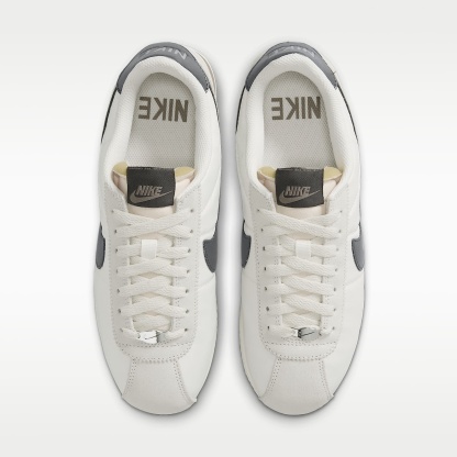 Nike Cortez Schuh (Damen) – Phantom/Sail/Mink Brown/Off Noir