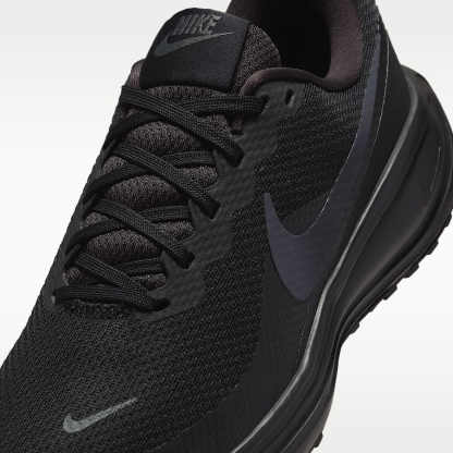 Nike Revolution 8 Straßenlaufschuh (Damen) – Schwarz/Anthracite