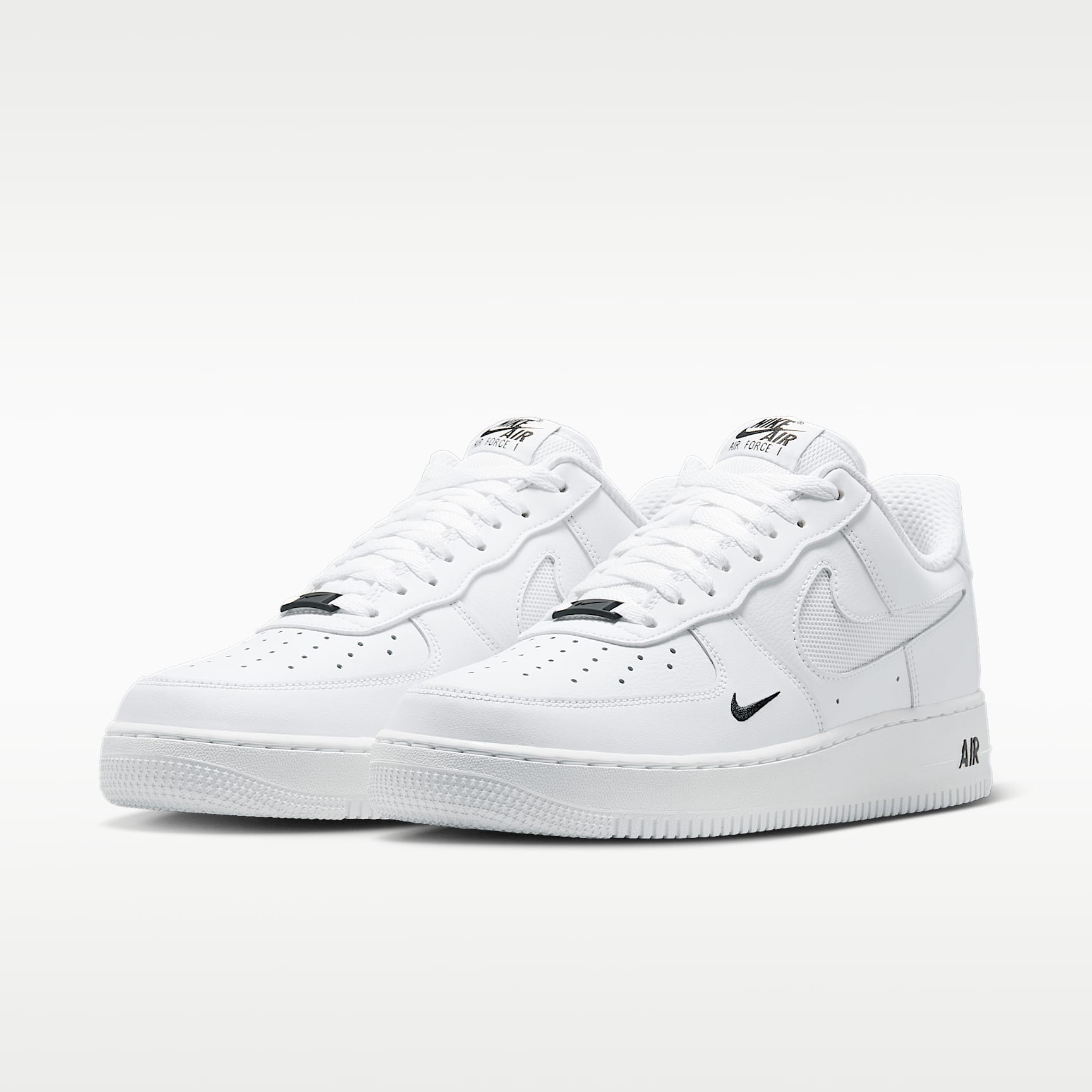 Nike Air Force 1 '07 LV8 Schuh (Herren) – Weiß/Schwarz/Reflect Silver