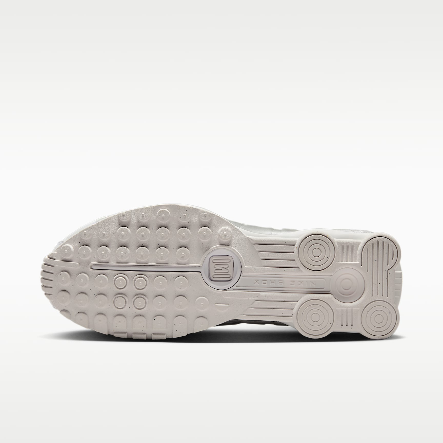 Nike Shox R4 Schuh (Herren) – Weiß/Weiß/Bright Crimson/Metallic Silver