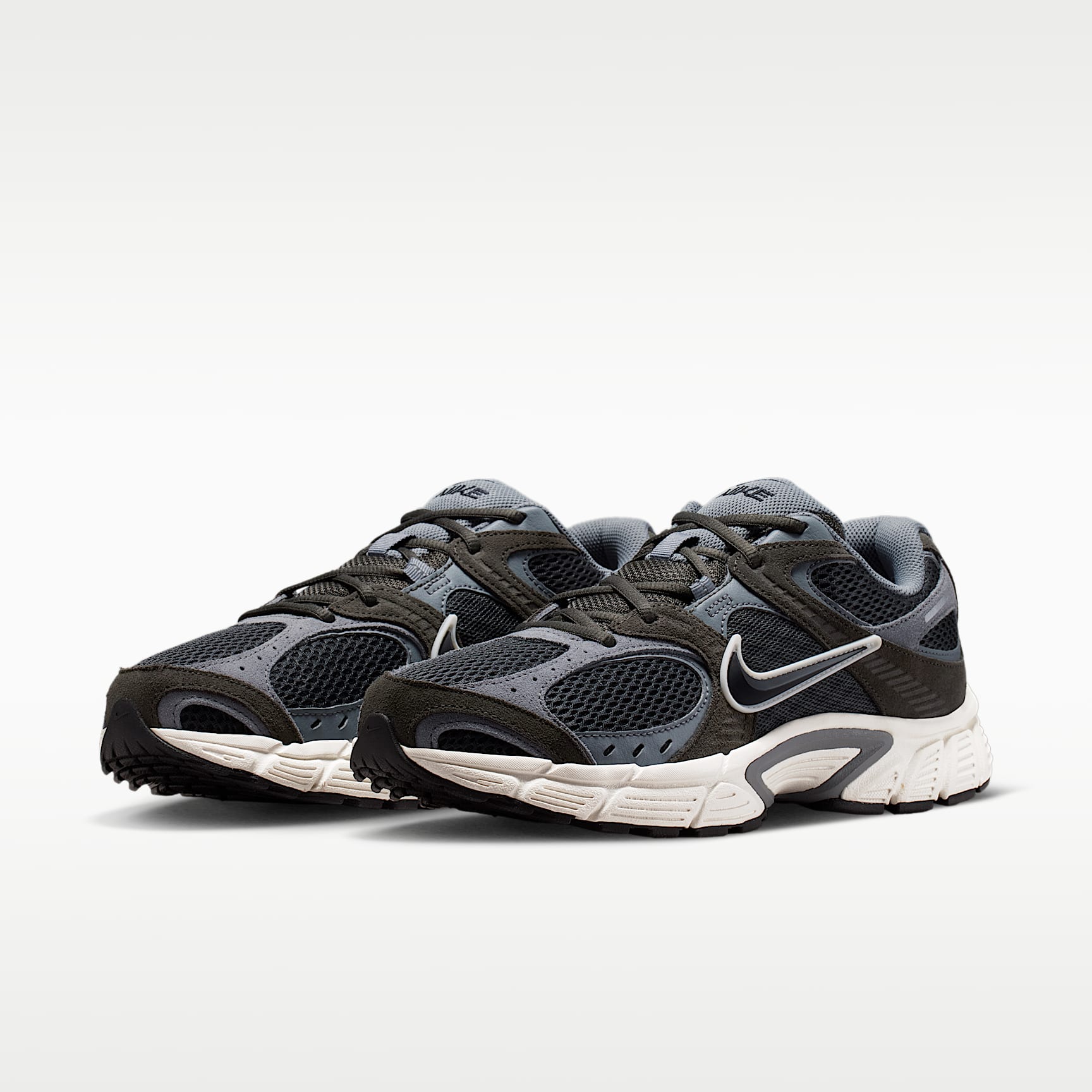 Nike V5 RNR Suede Schuh (Herren) – Anthracite/Cool Grey/Newsprint/Schwarz