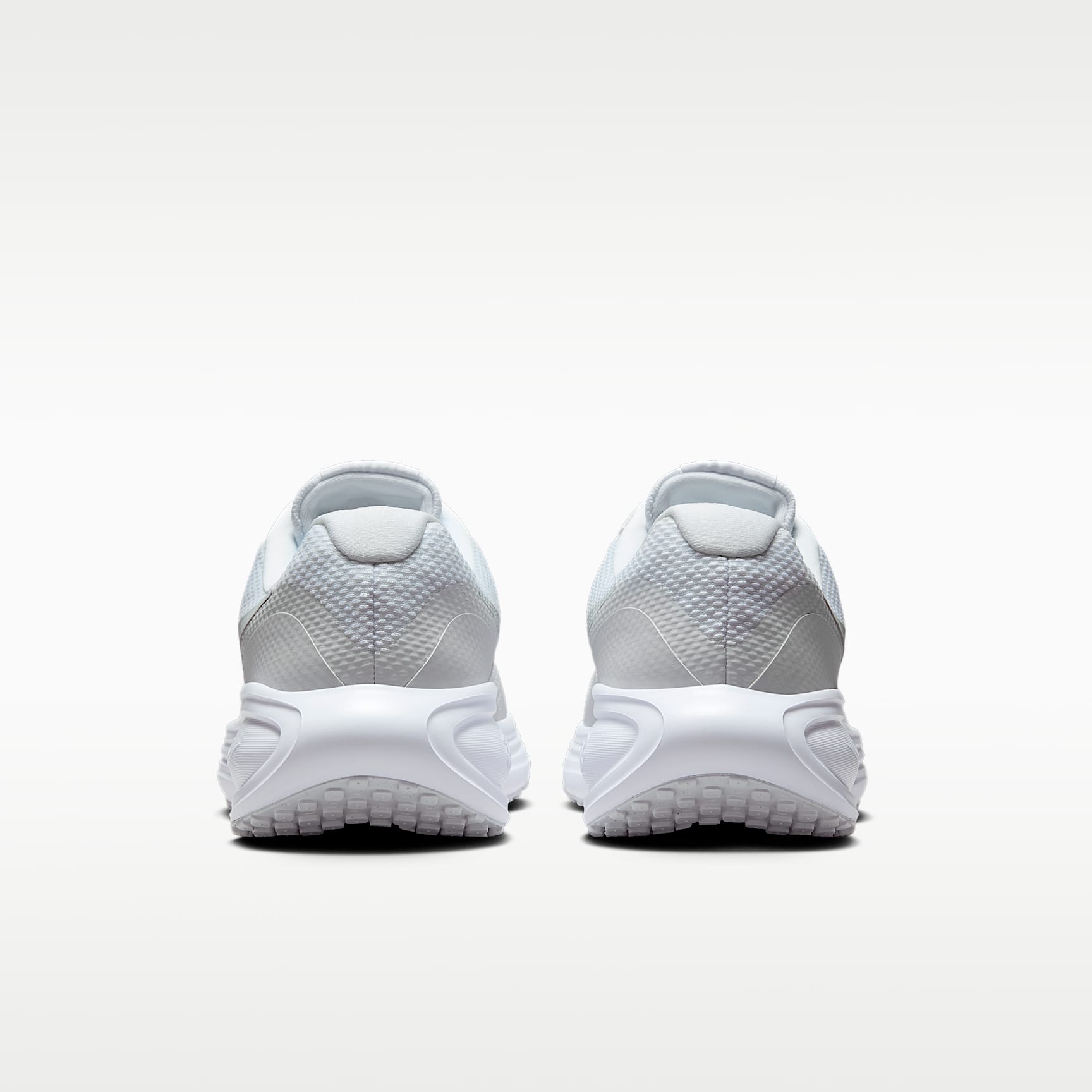 Nike Revolution 8 Straßenlaufschuh (Herren) – Weiß/Pure Platinum