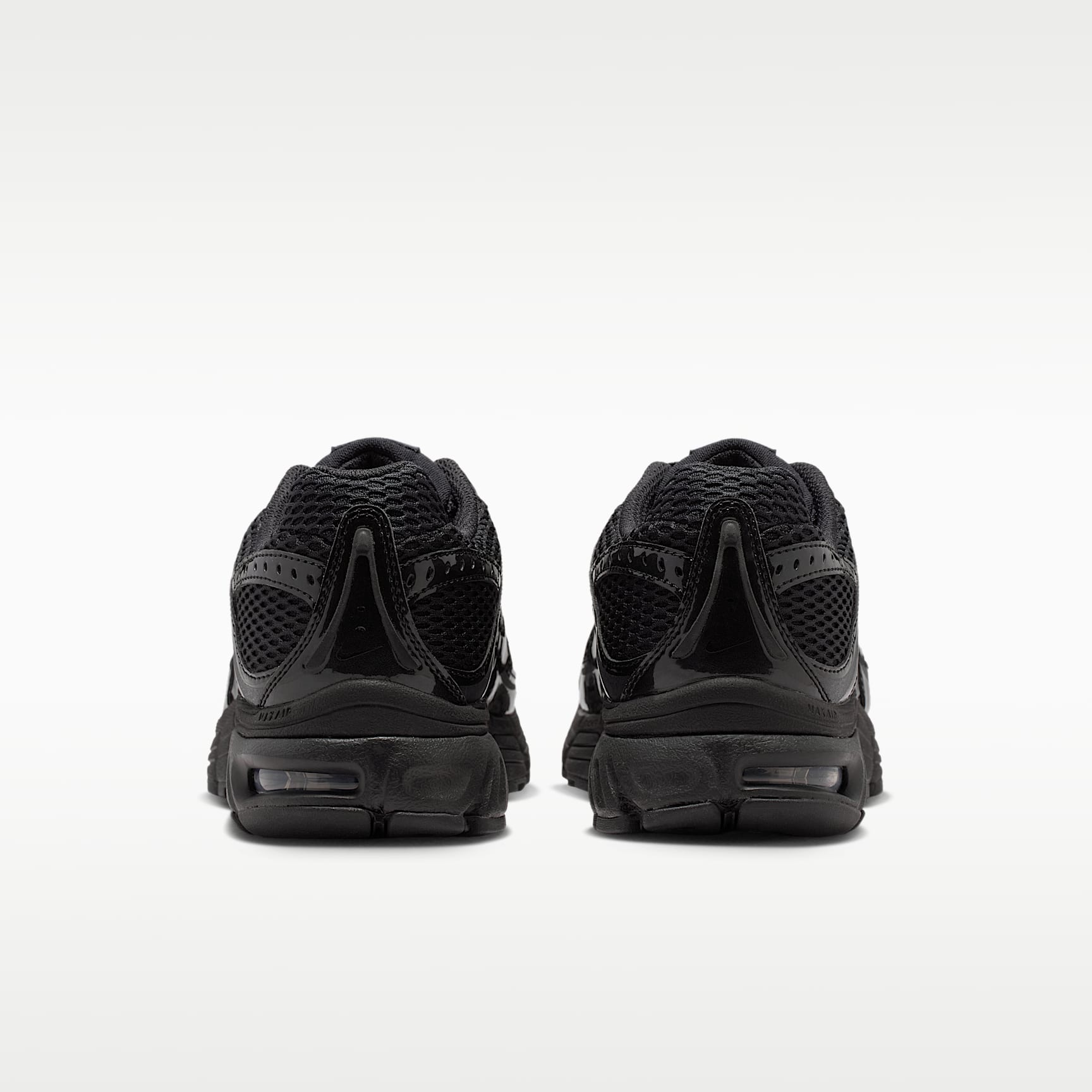 Nike Air Max Moto 2K Schuh mit reflektierenden Akzenten (Damen) – Schwarz/Iron Grey/Metallic Silver/Schwarz