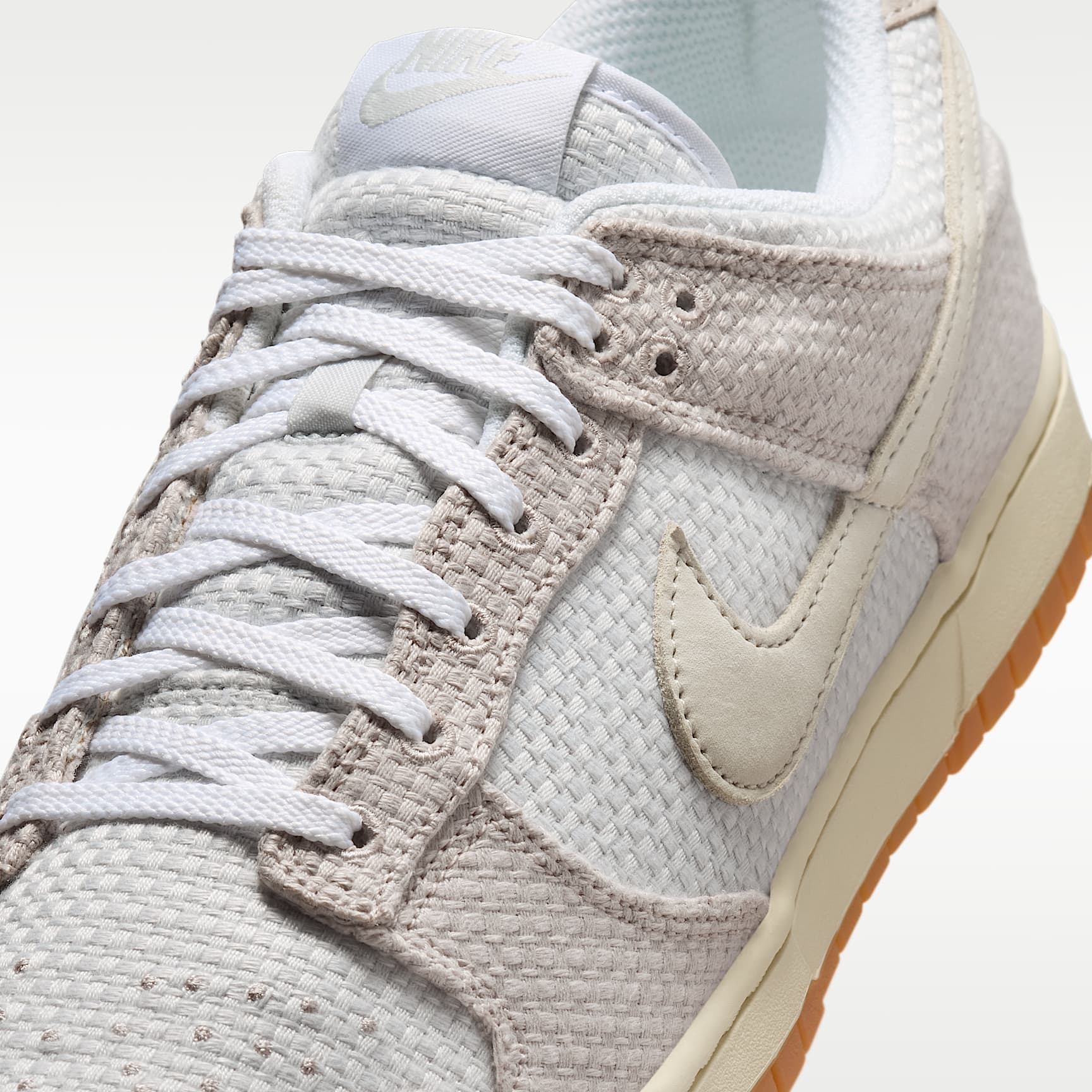 Nike Dunk Low Retro SE Schuh (Herren) – Moon Particle/Photon Dust/Coconut Milk/Weiß