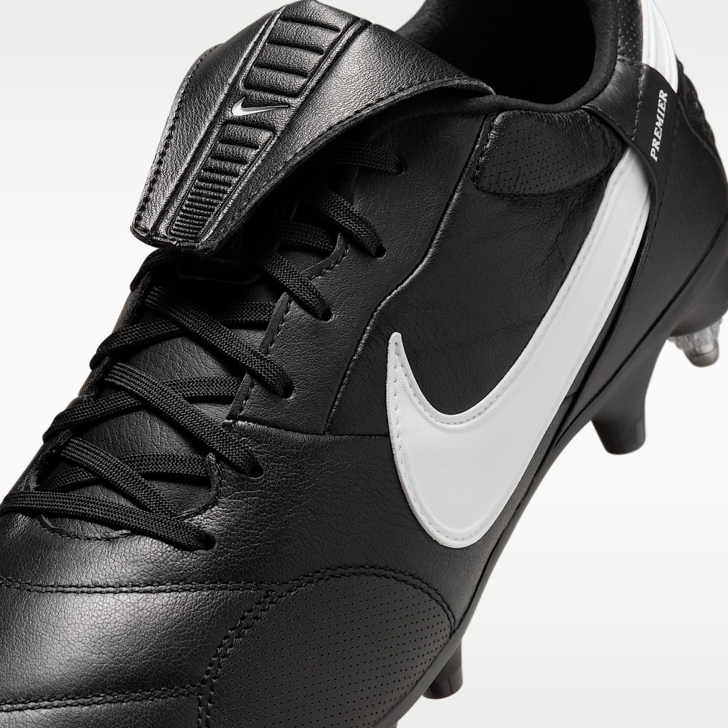 Nike Premier 3 SG-Pro Low-Top-Fußballschuh – Schwarz/Weiß