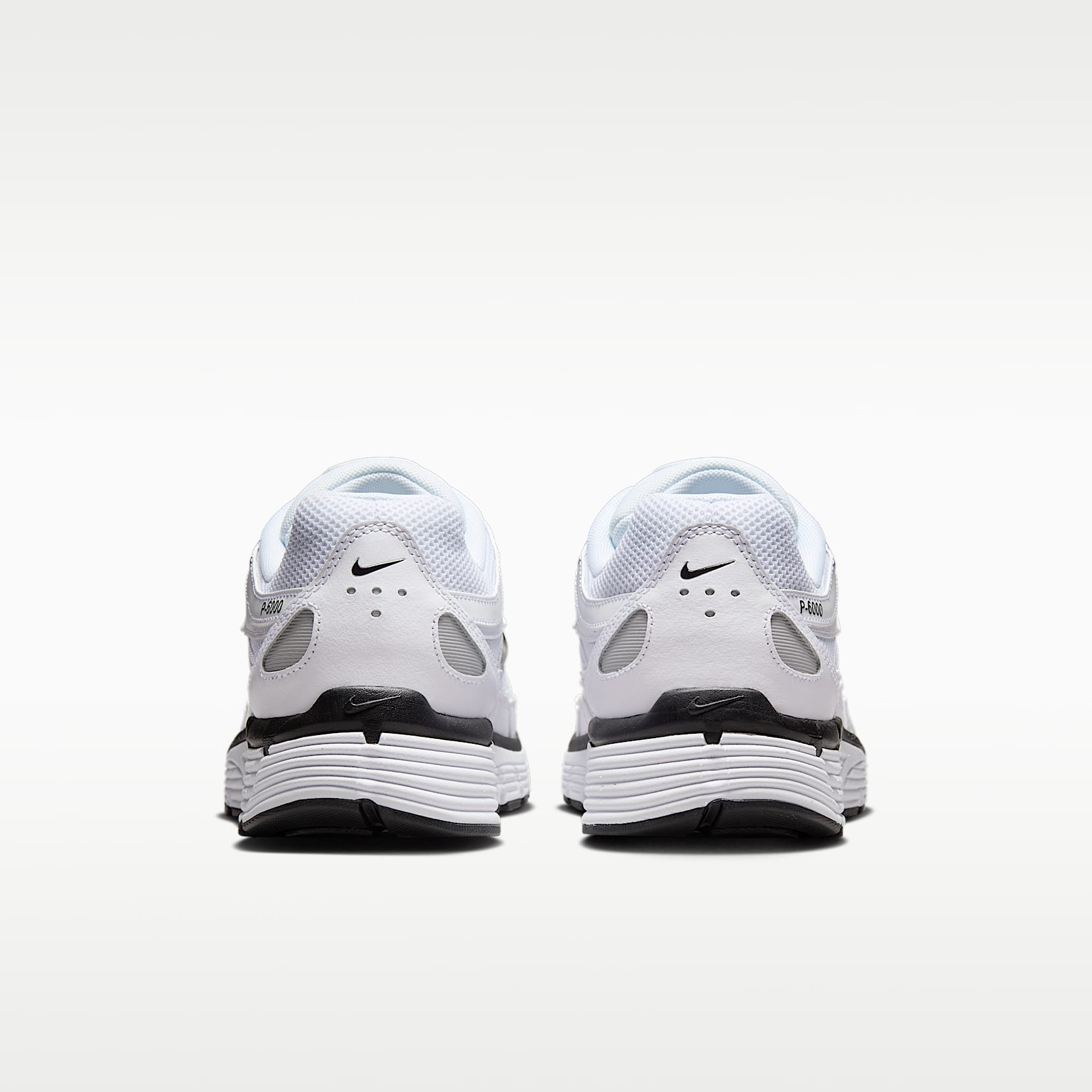 Nike P-6000 Schuh – Weiß/Metallic Silver/Schwarz/Schwarz
